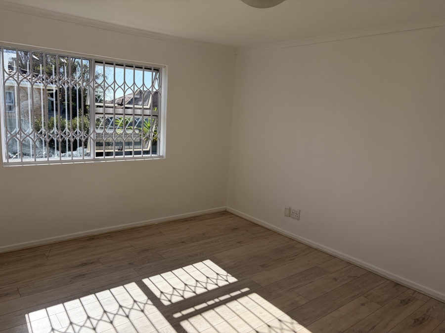 3 Bedroom Property for Sale in Uitzicht Western Cape
